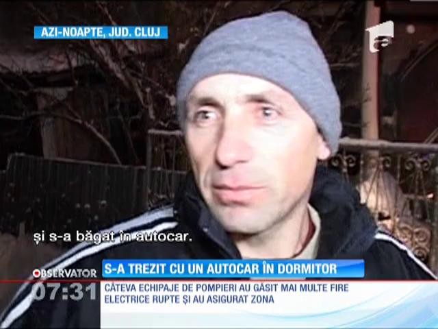 S-a trezit cu un autocar &icirc;n dormitor