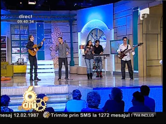 Analia Selis - "Se fuerza la maquina"