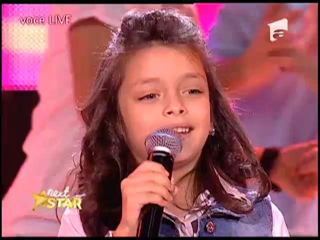 Giulia Tabără c&acirc;ntă melodia Andrei - "L&acirc;ngă tine"