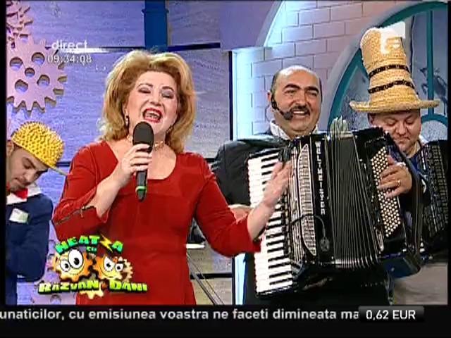 Maria C&acirc;rneci - "Cine-n viaţă nu iubeşte"