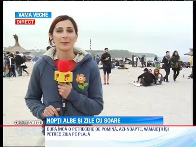 Vamaioții &icirc;și petrec ziua pe plajă