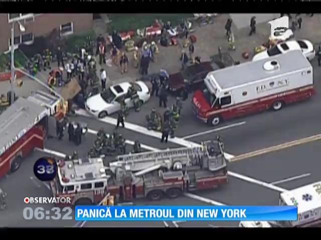 Panică la metroul din New York! Peste o sută de călători au fost evacuaţi