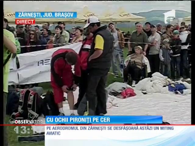 Miting aviatic de amploare la Zărneşti