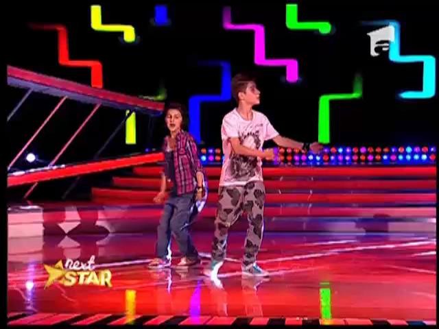 Maria si Dennis Jay-Z- danseaza