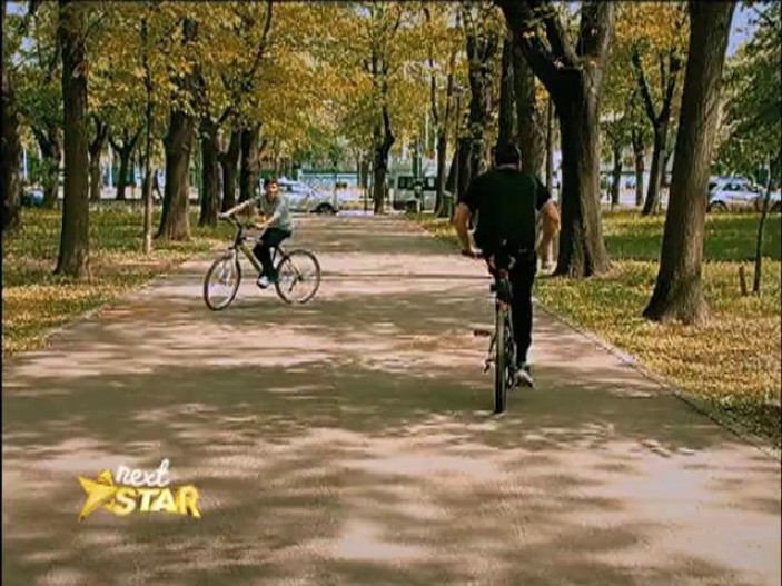 Pepe, exercitii dificile pe bicicleta