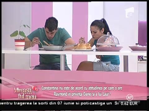 Constantina a fost deranjată de insistenţele lui Raymond de a participa la următoarea sesiune de Radio!