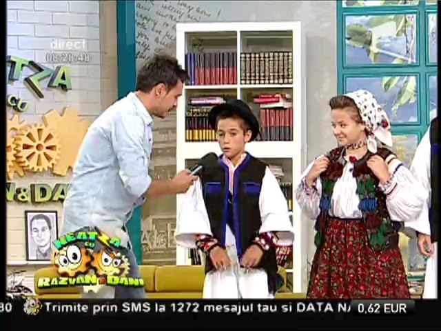 Ansamblul "Săp&acirc;nţa" - "&Icirc;nv&acirc;rtita de la Săp&acirc;nţa"