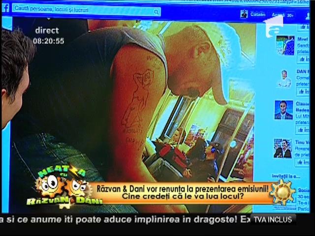 Smiley News: O maimuţă face abdomene şi flotări!