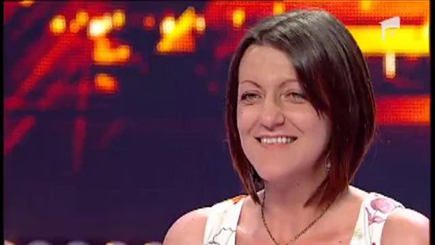 Jurizare -  Ilaria Sardielloa se califică în următoarea etapă X Factor