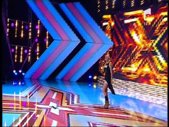 Prezentare - Iuliana Stoica, solist vocal