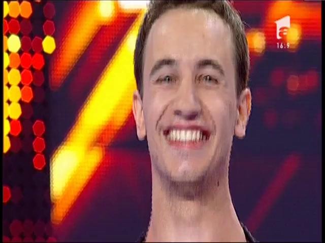 Jurizare - Vladimir Cioban se califică în următoarea etapă X Factor