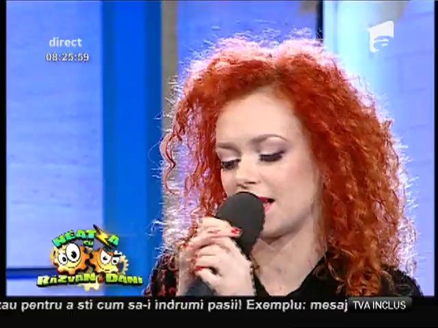 Laura - "Cum te cheamă?"