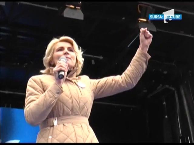 Andreea Paul, gafă de proporții la un miting ACL: Votați VICTOR PONTA!