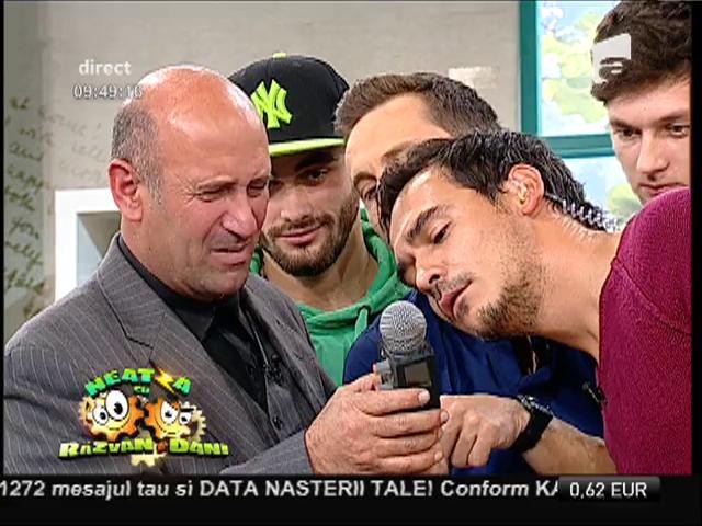 Microfonul minune. Invenția destinată artiștilor &icirc;ndrăgostiți de playback