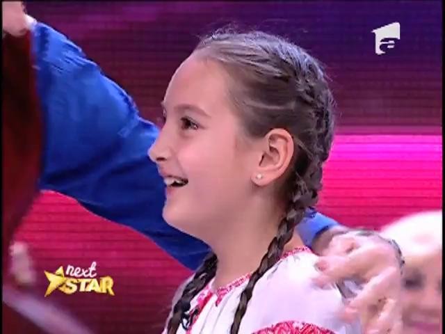 Denisa Ungureanu, impresionată p&acirc;na la lacrimi de cadoul primit din partea Lorei!