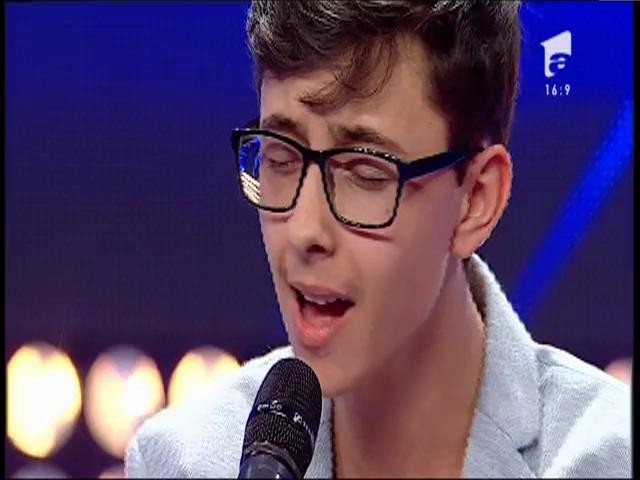 Bruno Mars - ”When I was your man”. Vezi aici cum cântă Eduard Hanuseac la X Factor