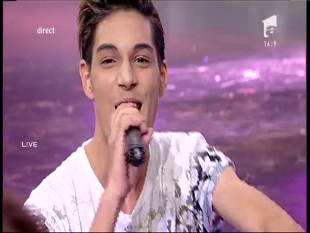 Duel: Maxim - "Sărutări criminale". Vezi aici cum cântă Cristian Goaie la X Factor!