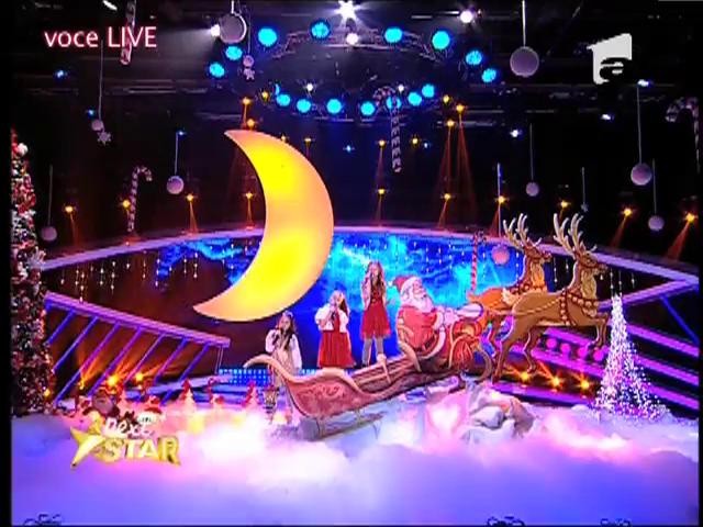 Daria, Alexia si Maria - "Santa Claus Is Comin' To Town"