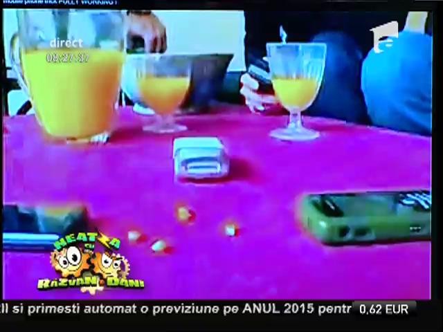 Smiley News: Cum se face popcorn cu undele de la telefon