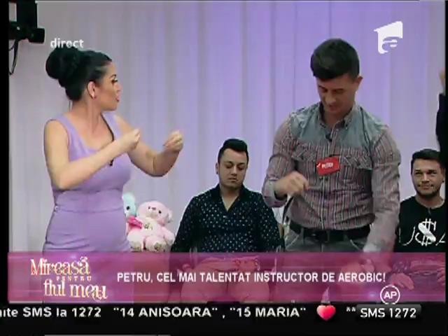 Petru, cel mai talentat instructor de fitness! Lecții de aerobic și Tae Bo!