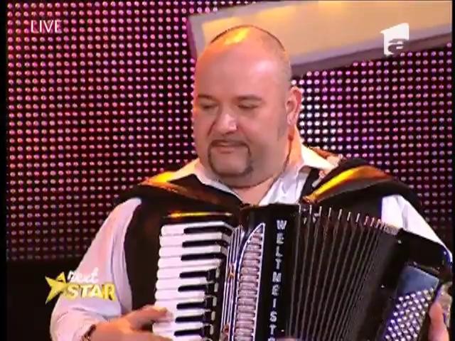 Emil Gheorghe &icirc;nc&acirc;ntă juriul de la Next Star cu o populară