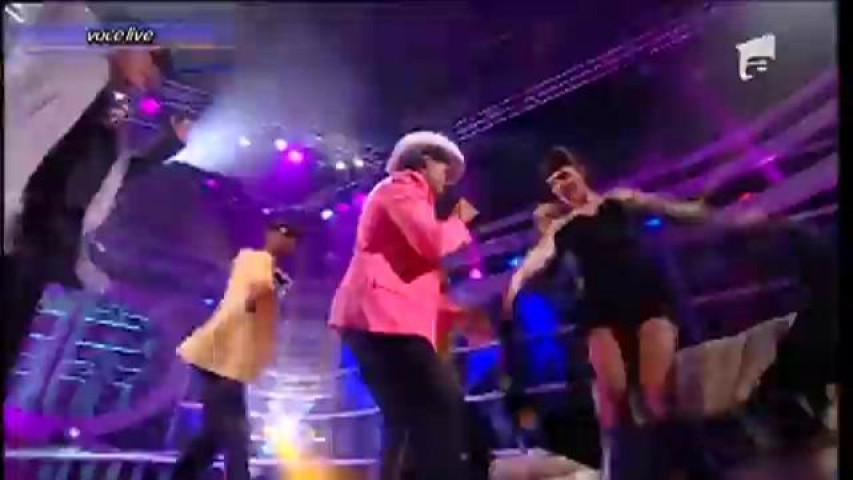 Liviu Vârciu se transformă în Bruno Mars - "Uptown Funk"