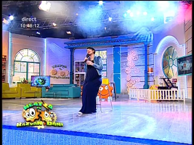 Videoclip! Giulia - "Ghici cine?"