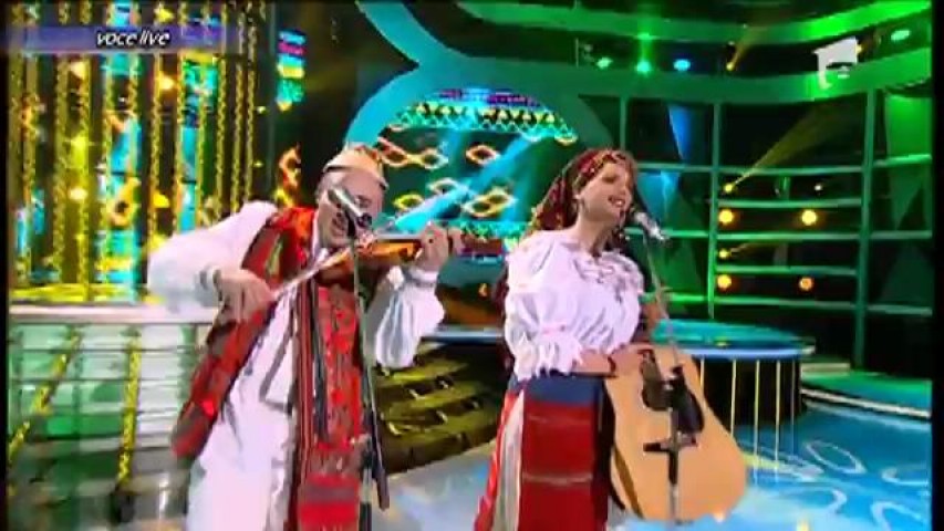 Alb Negru se transformă &icirc;n Cornelia şi Lupu Rednic - "M&acirc;ndruţă cu ochi de mură"