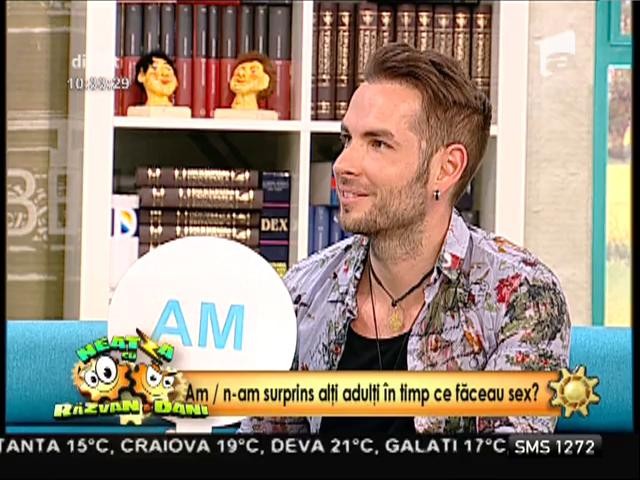 Provocarea &rdquo;am/n-am&rdquo;. Randi: &rdquo;Am avut fantezii cu o profesoară&rdquo;