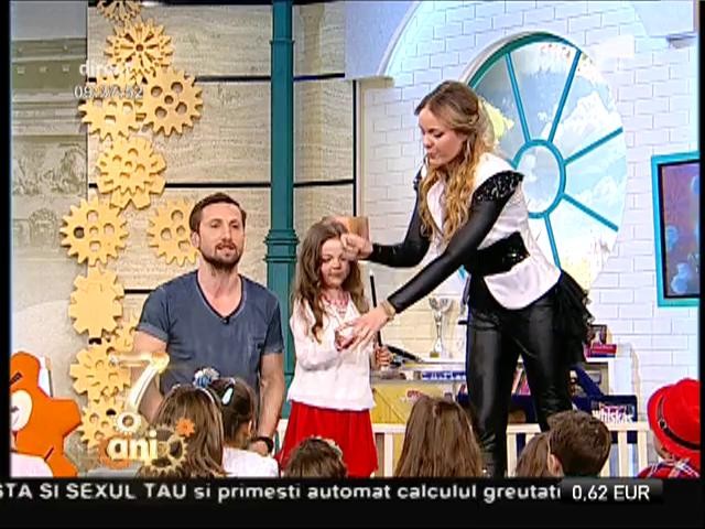 Cristina Strecop&icirc;tov, trucuri de magie pentru copii