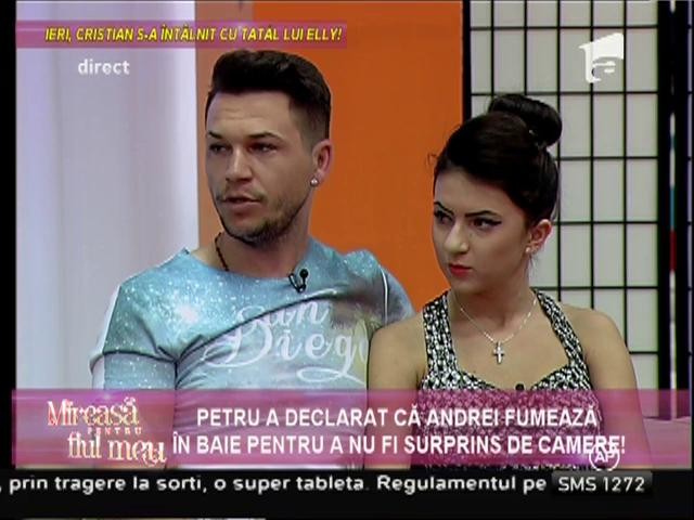 Andrei a fost acuzat de Petru că fumează în baie!