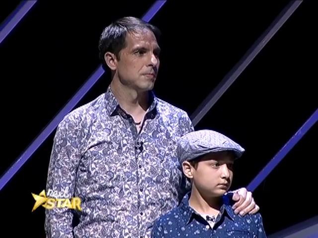 Un moment foarte emoţionant: Viaţa lui Bulgăraş, un copil cu un talent special, transpusă &icirc;ntr-un spectacol de pantomimă