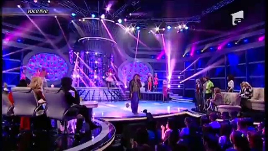 Daniel Iordăchioae se transformă în Steven Tyler - "Pink"