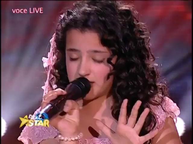 A c&acirc;ntat DUMNEZEIEȘTE! Christina Magrin a făcut SHOW la &rdquo;Next Star&rdquo;!