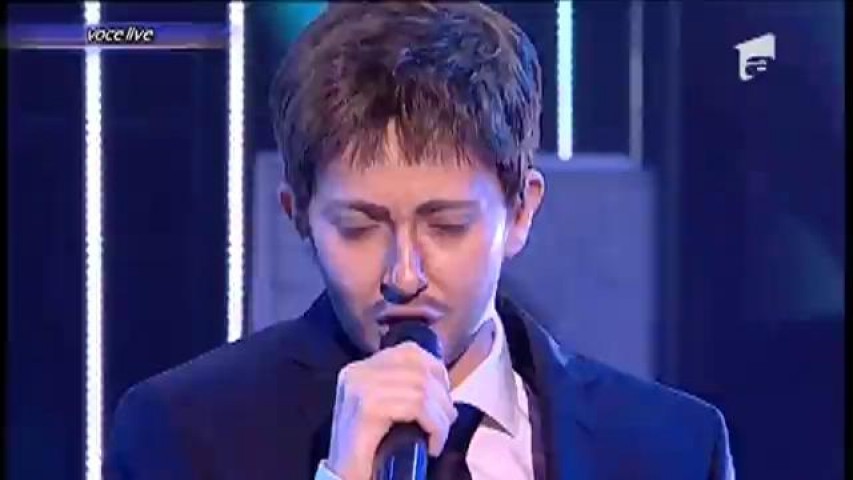 Lidia Buble se transformă în Michael Bublé - "Feeling good"