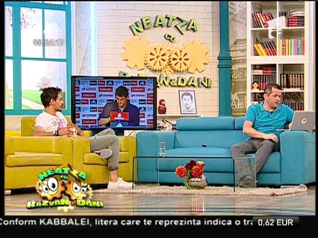 Smiley News: Record mondial pentru rezolvarea unui cub Rubik