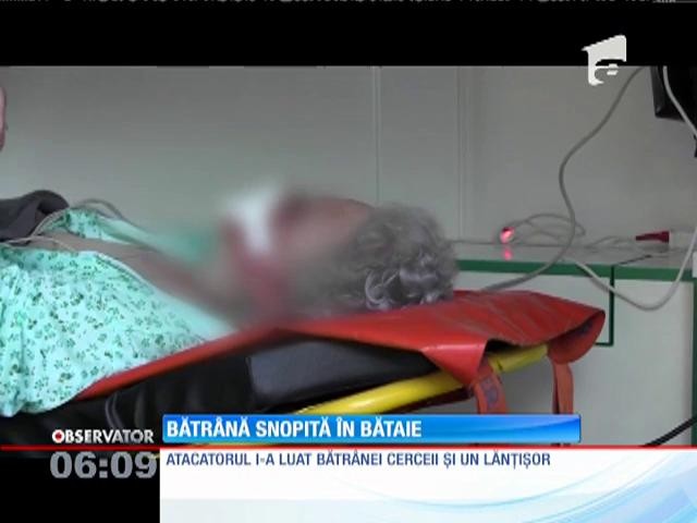 O bătr&acirc;nă de 75 de ani din Dej a fost găsită &icirc;ntr-o baltă de s&acirc;nge, &icirc;n casă, de o vecină