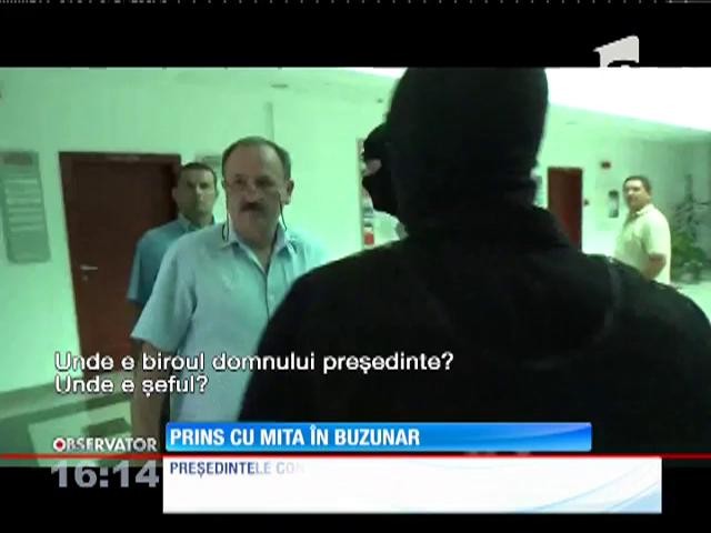 Nicolae Ioţcu, preşedintele Consiliului Judeţean Arad, prins cu mita &icirc;n buzunar