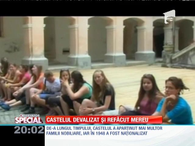 SPECIAL! Castelul Br&acirc;ncoveneşti din judeţul Mureş renaşte din propria cenuşă!