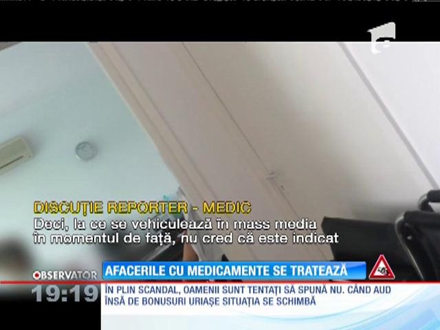 Nici &icirc;n plin scandal, medicii n-ar renunţa la afacerile cu medicamente