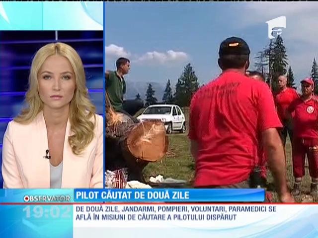 Pilotul dispărut &icirc;n munţi cu planorul e de negăsit