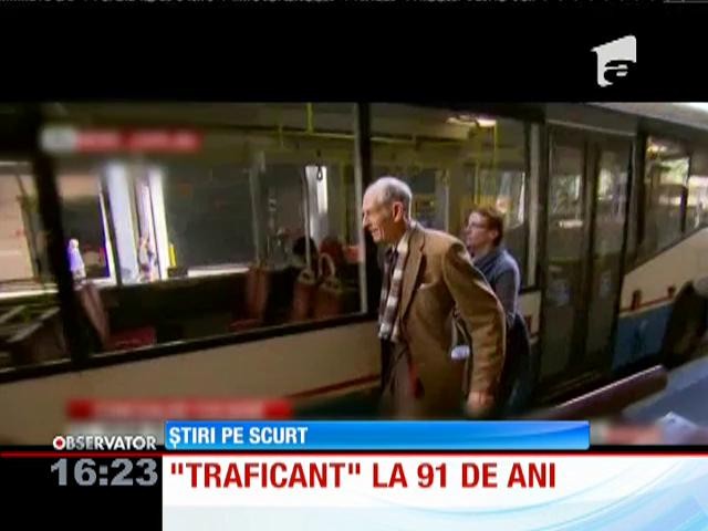 Cel mai bătr&acirc;n cărăuş de droguri prins vreodată are 91 de ani
