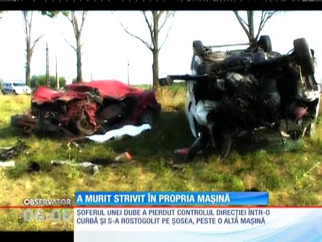 Un bărbat a murit strivit &icirc;n propria maşină
