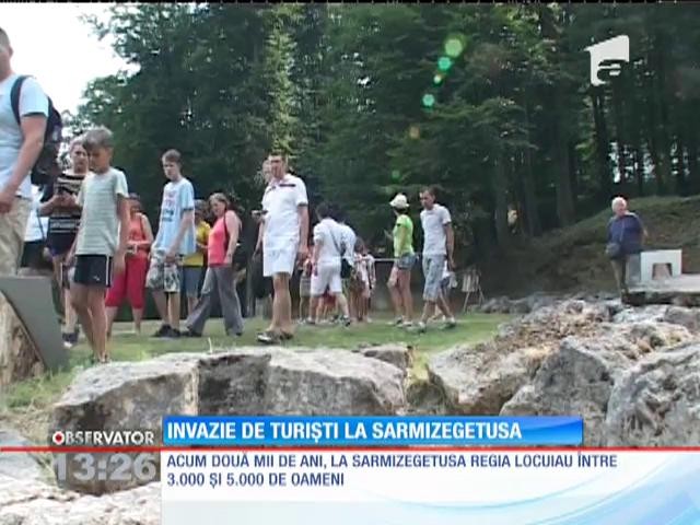 Invazie de turiști &icirc;n fosta capitală dacică, Sarmizegetusa Regia