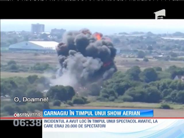 Imagini șocante! Carnagiu &icirc;n timpul unui show aerian. 7 oameni au murit şi cel puţin &icirc;ncă 14 au fost răniţi