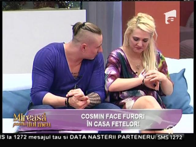 Cosmin face furori &icirc;n Casa Fetelor. Mai multe fete i-au făcut curte!