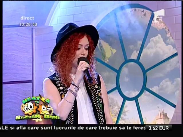 Laura Gherescu feat. CRBL - "P&acirc;nă c&acirc;nd?"