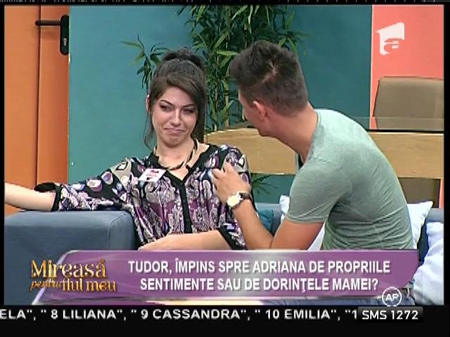 Tudor, &icirc;mpins &icirc;n braţele Adrianei de mama lui!? Cine este femeia care i-a atras atenţia