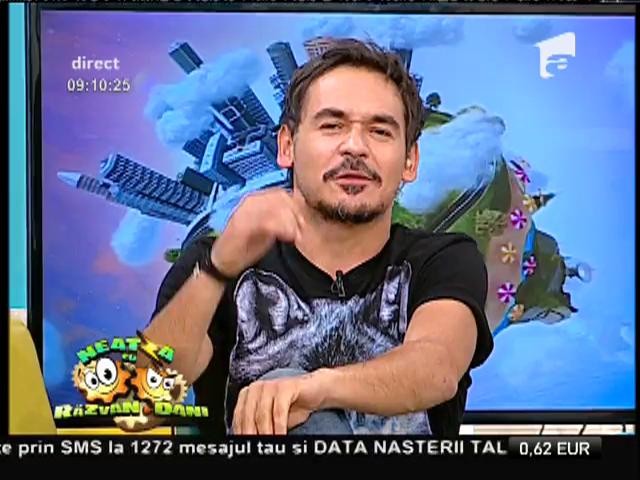 R&acirc;zi cu lacrimi! Flavia Mihăşan şi Miruna Lică, fetele sexy de la Neatza, &icirc;n rolul unor piţipoance la sală! Cum s-au distrat