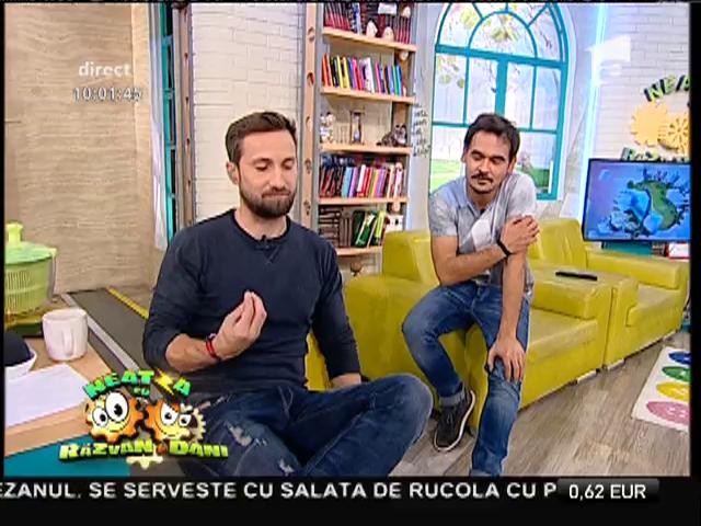 Flavia c&acirc;ntă melodia "Barbie girl"